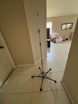 IV poles