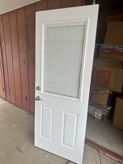 Primed Right-Hand Inswing Steel Entry Door