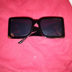 Burberry Sunglases