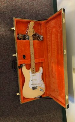 Fender ST68-185YM made in Japan
