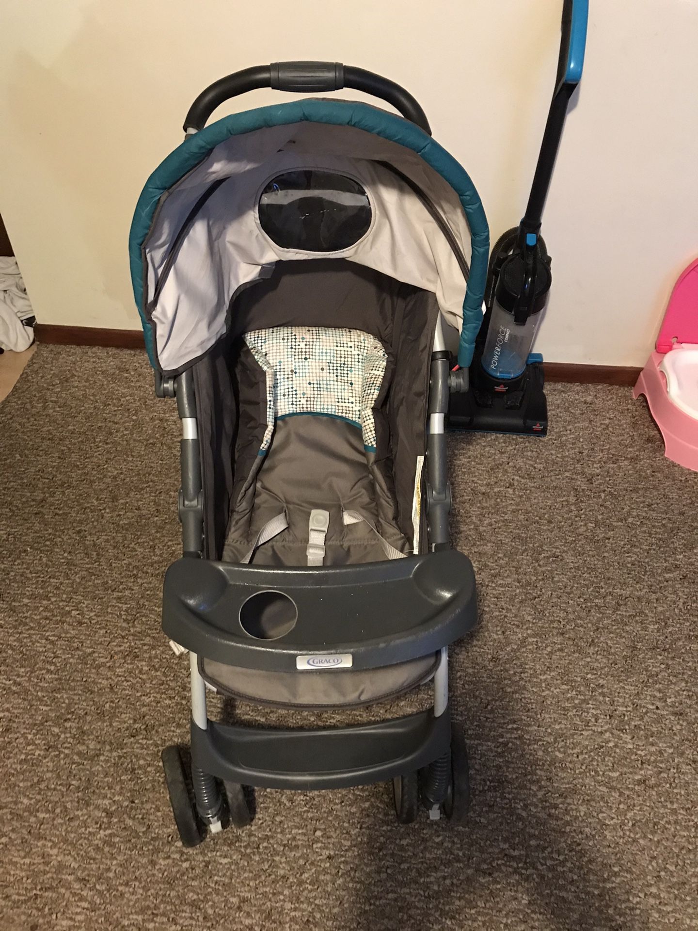 Gently used graco stroller
