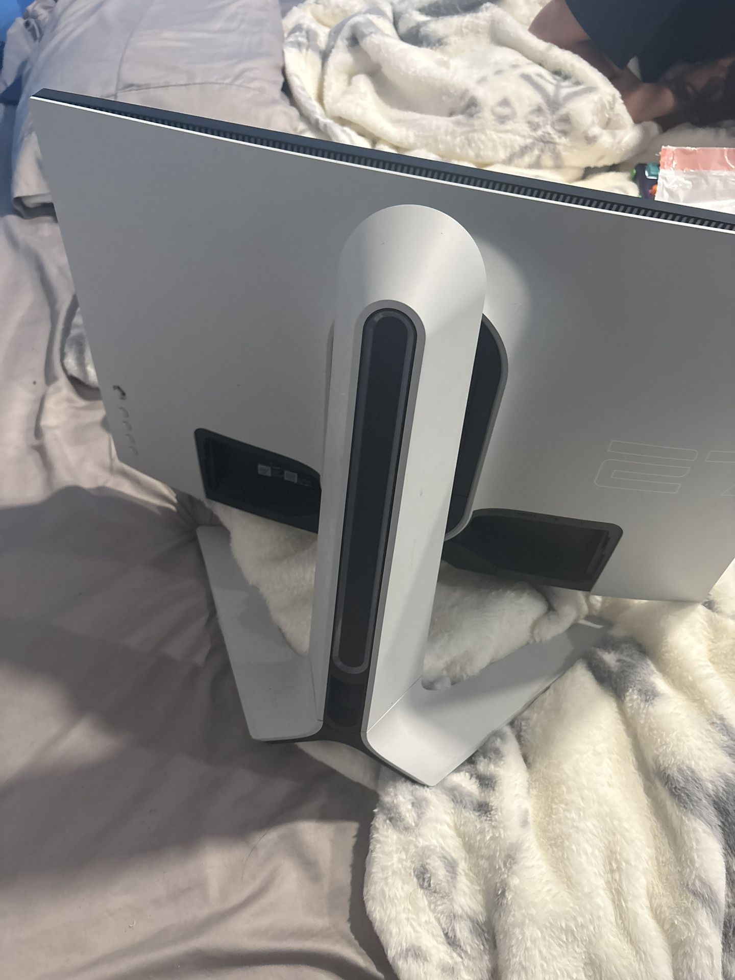 alienware 240hz