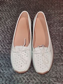 Shoe