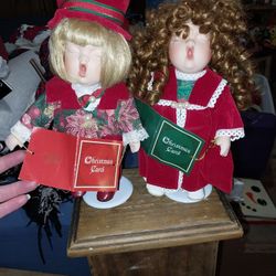 Vintage Caroling Dolls