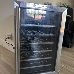 NewAir Wine cooler