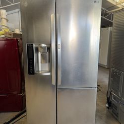 LG REFRIGERATOR 