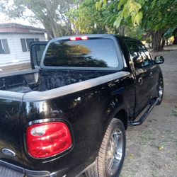 Ford 150 2003 Motor 4.6 V8 Automatic With 211000miles