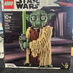 RETIRED LEGO Star Wars Yoda 75255 *Incomplete See Description* 