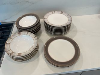 Beautiful Denby brand plates sets local pick up