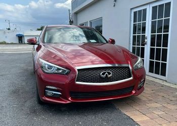 2016 INFINITI Q50