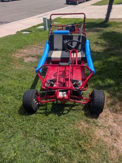 Yurfdog  go kart with extra parts