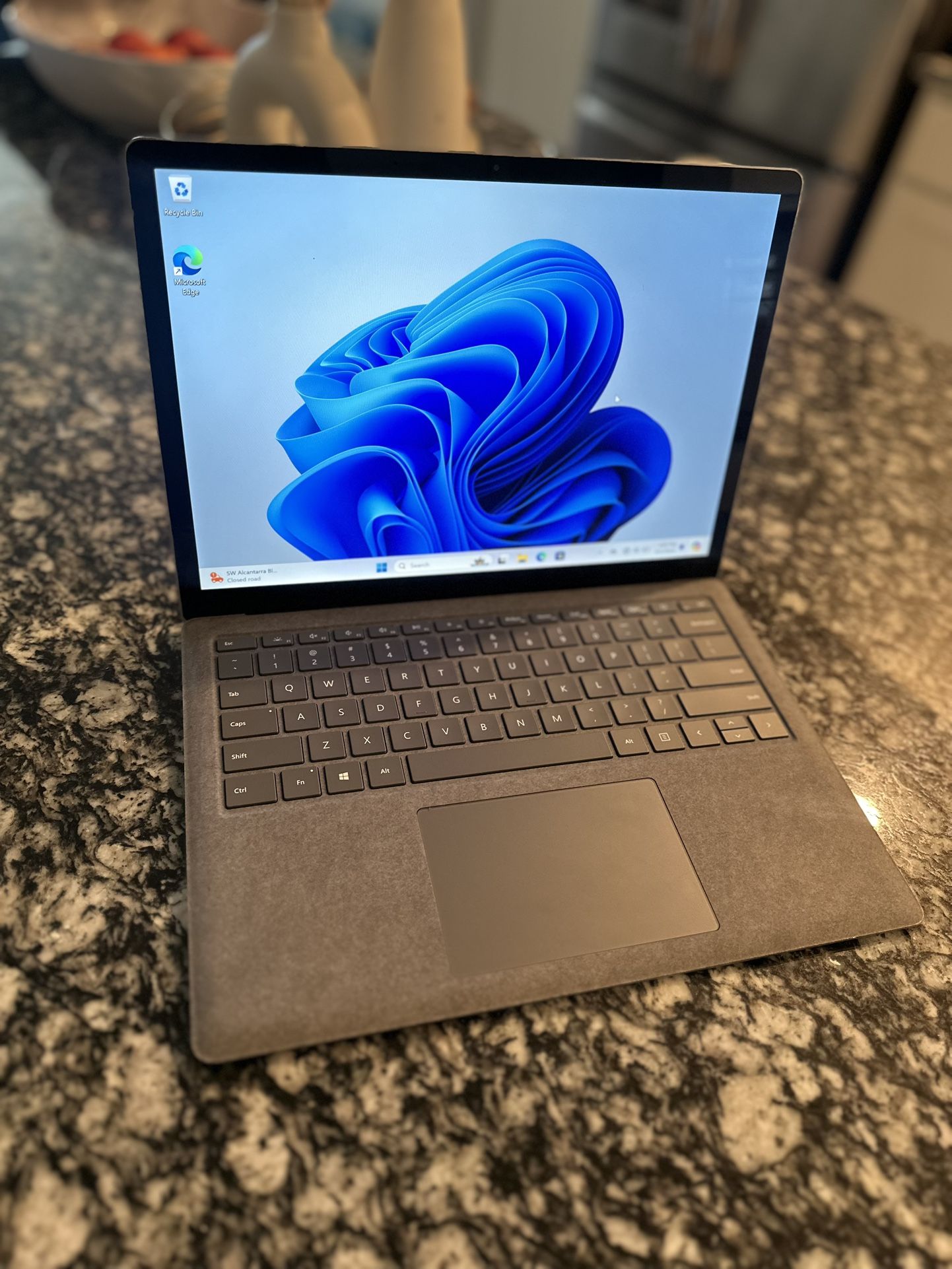 Microsoft Surface Laptop 4