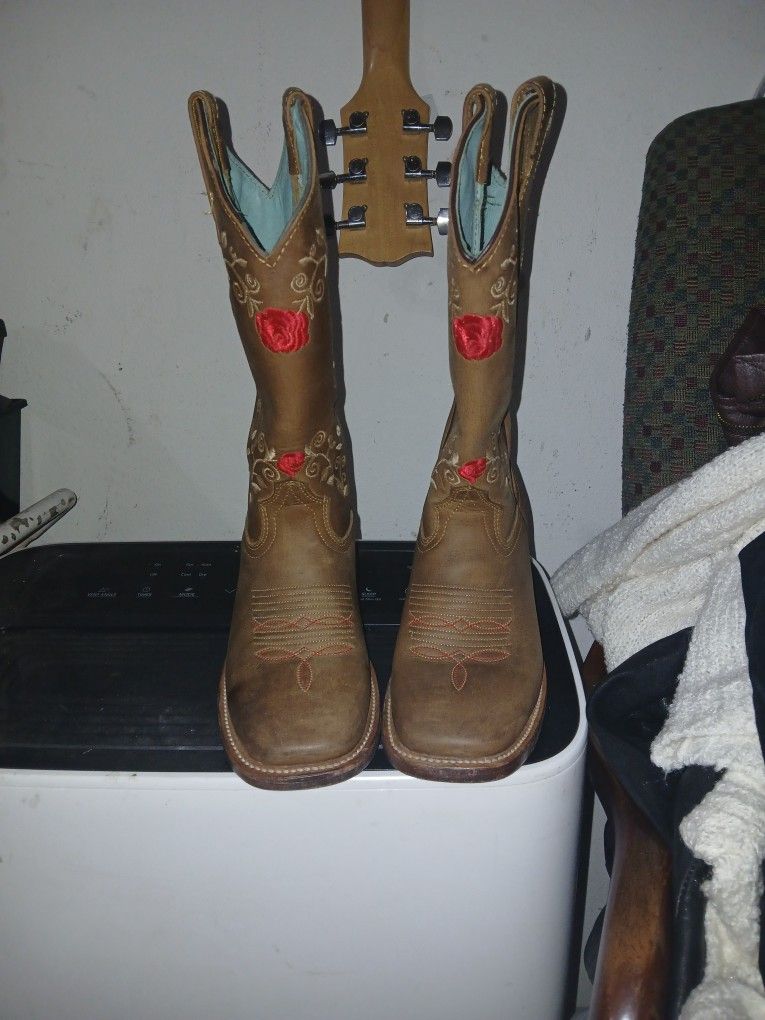 Girls Western BOOTS WITH Roses