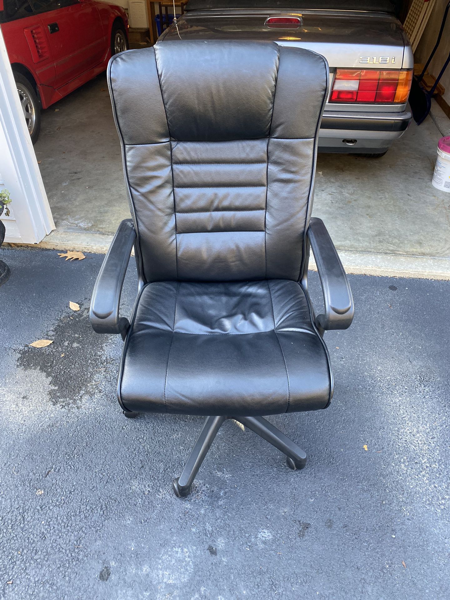 Black Office Leather Desk Chair 