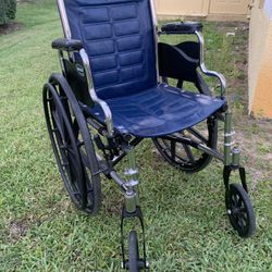 Wheel chair And Extra Leg Rests