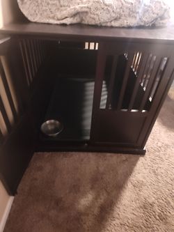 Wooden dog crate