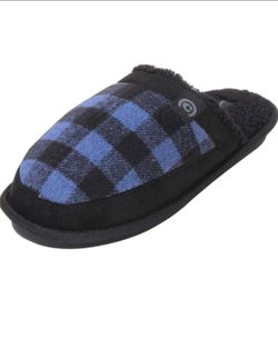 Buffalo Plaid Clog Slipper size 8