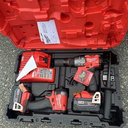 Milwaukee Fuel Hammer Drill/ Impact Driver Set $325