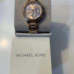 Michael Kors Rose Gold Woman’s Watch