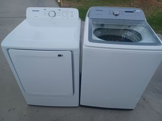 Samsung Washer and Electric Dryer Set