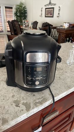 Ninja airfryer and crockpot