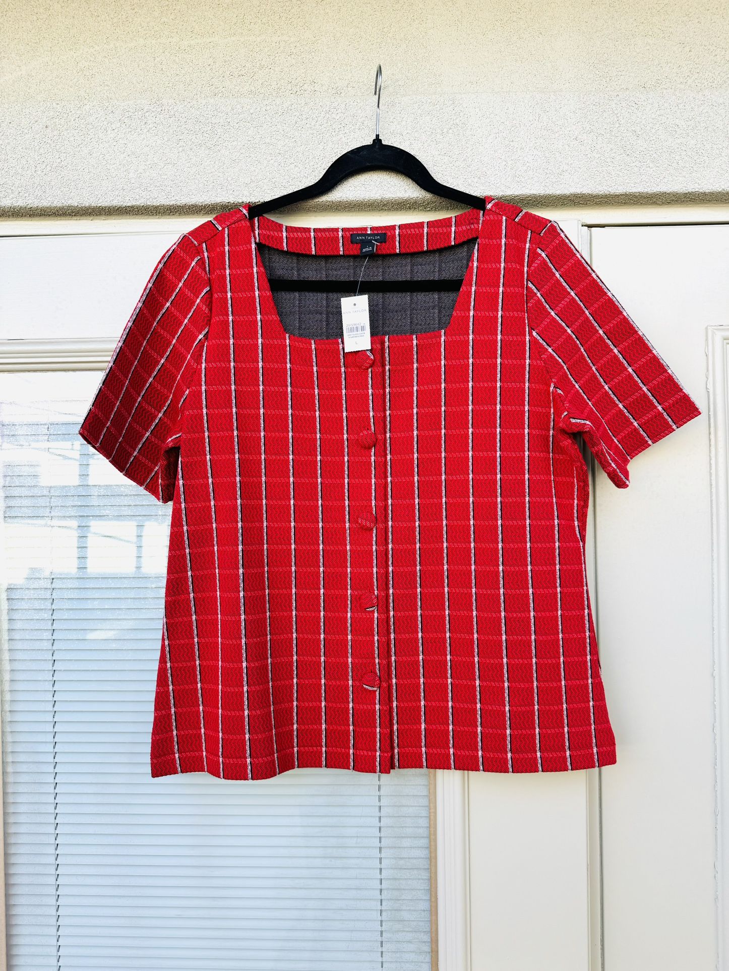 NWT Ann Taylor Top, Large