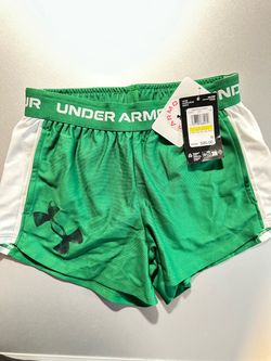 New With Tags Under Armour Green Shorts