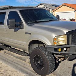 2005 Ford Excursión  Limited
