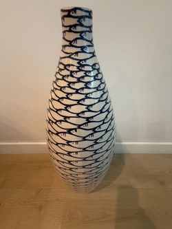 Large Designer Ceramic Fish-Pattern Floor Vase – Statement Decor