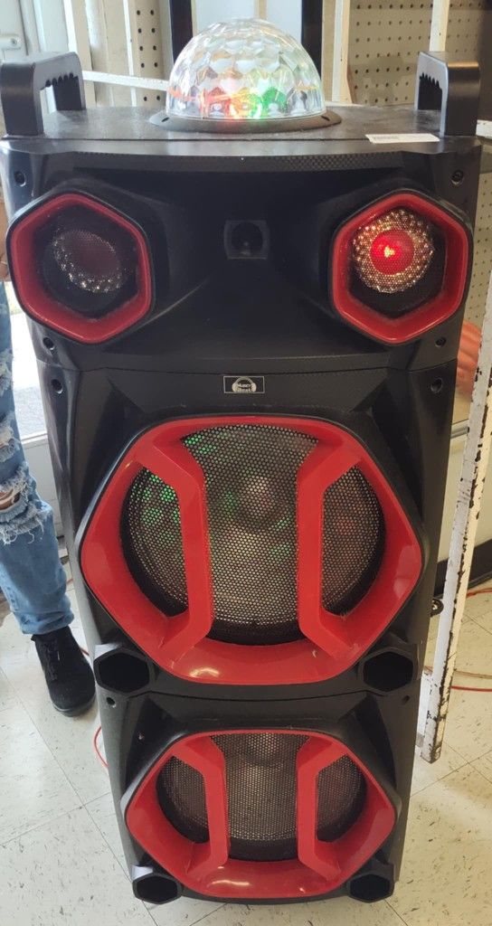 Bluetooth party speaker with lights
