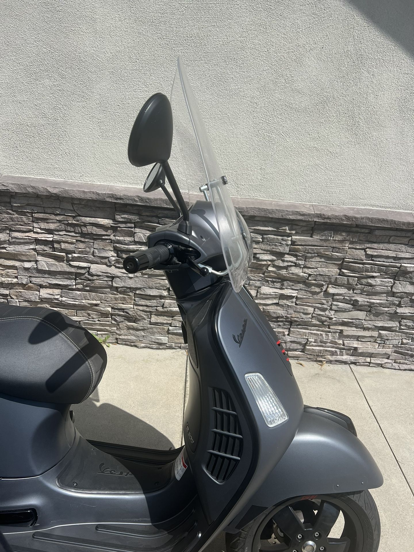 Vespa GTS Windshield 