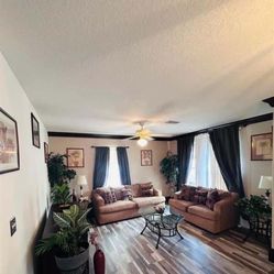 Entire Livingroom Set Tables And All