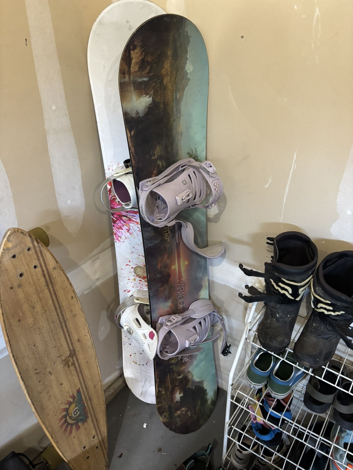 Women’s Snowboards