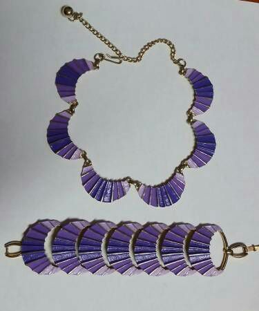 Purple scalloped choker necklace bracelet set