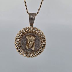 10k Jesus Diamond Charm Round Cuban Design 12GR