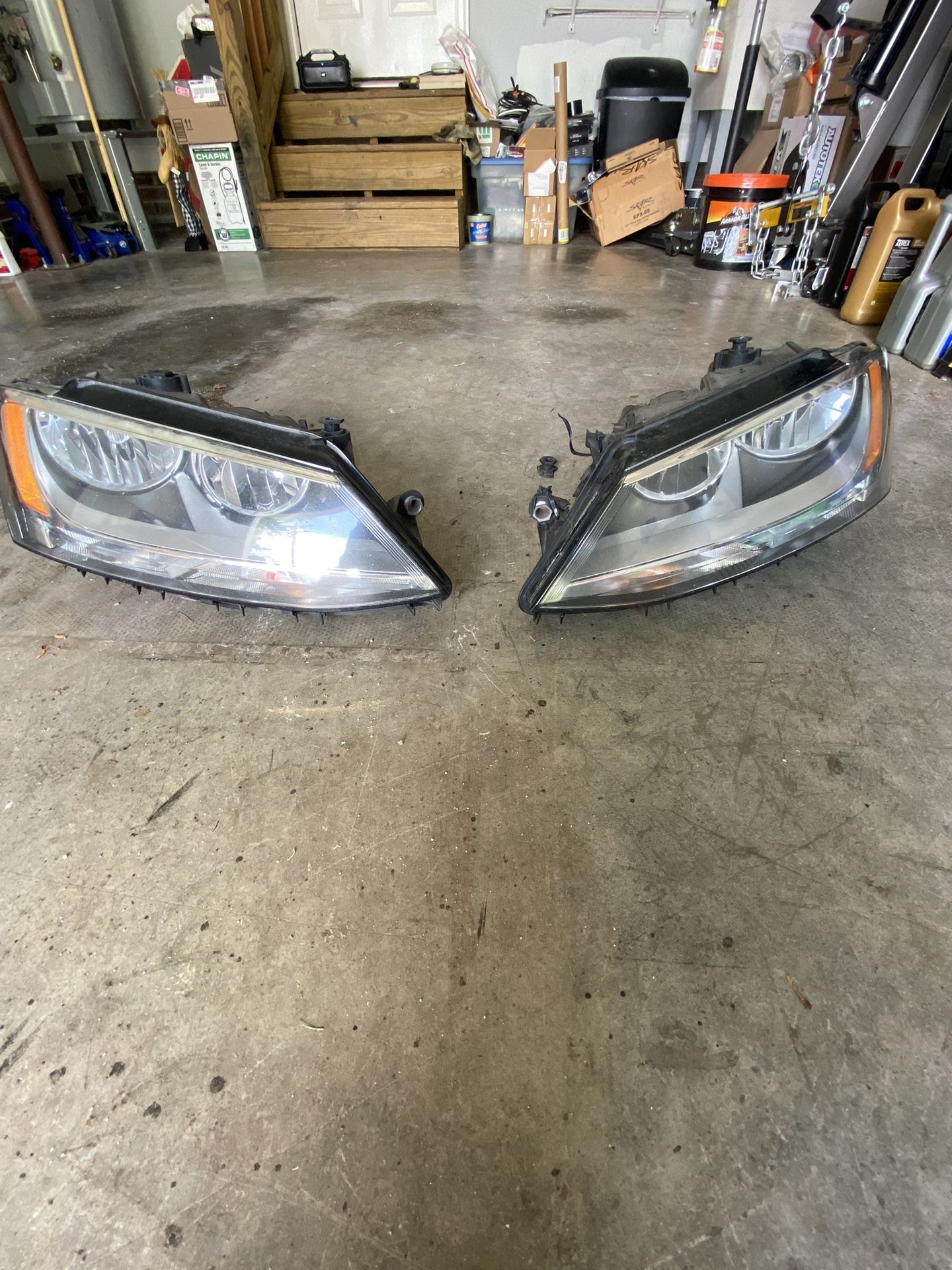 2012-2018 VW Jetta Headlights