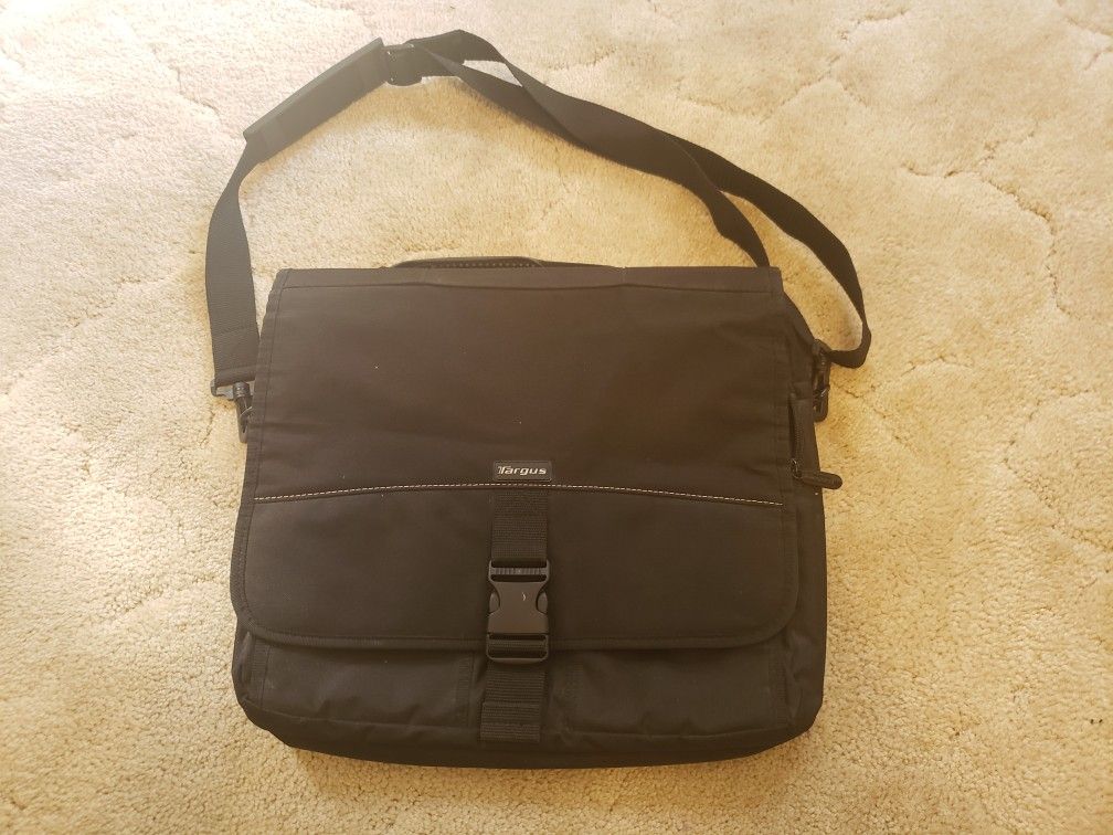 Targus Laptop Case
