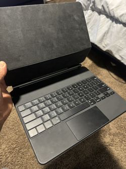 Magic Keyboard 12.9