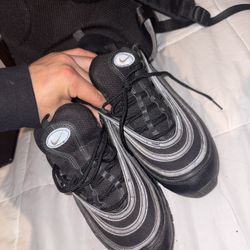 Nike Air Max/Jordan’s 4s 