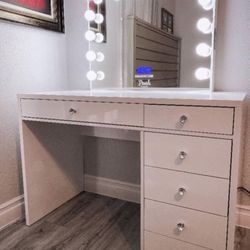 Makeup Vanity Petite With Bluetooth Mirror In Stock Financing available