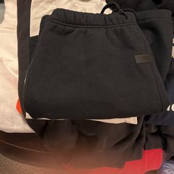 Essientials Fear Of God Black Shorts