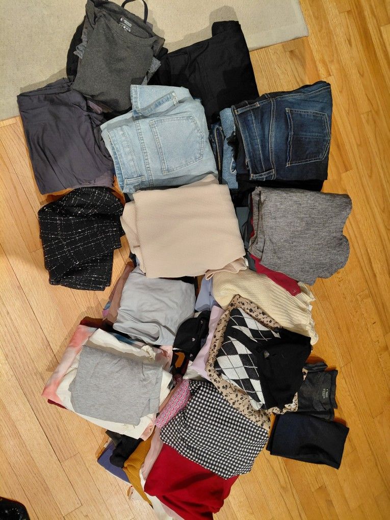 Over a 100 pieces - Size S and M Women's Clothes