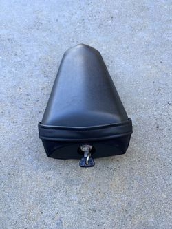 Yamaha r1 passenger seat 2015-2026