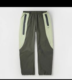 Nike Tech Pants Woven Oversized Pants Sequoia/ Oil Green new