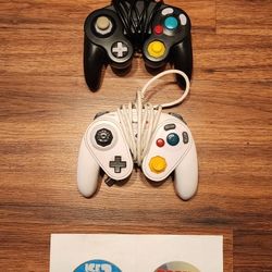 Gamecube controllers and games