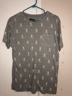 Dog skull shirt! Size m