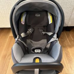 Chicco KeyFit 35 ClearTex Infant Car Seat