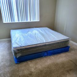NEW KING-SIZE PILLOW TOP MATTRESS AND BOX SPRING 🆕️