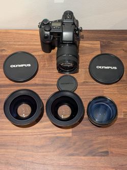 Olympus Camedia E-10 digital camera.