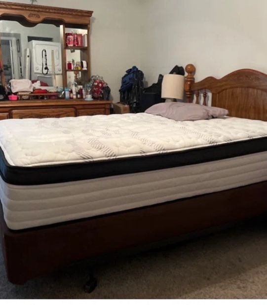 Wayfair 14” Hybrid Firm King Mattress Bed